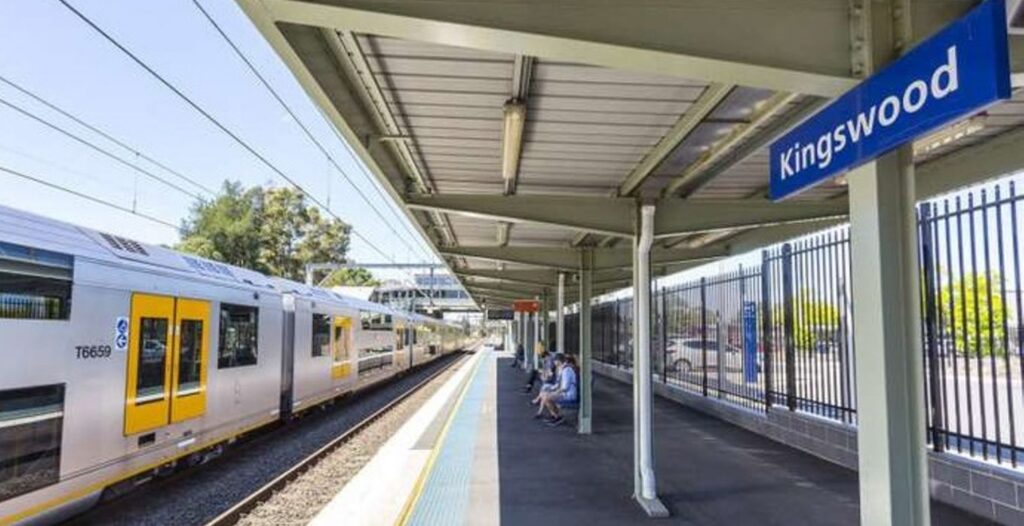 Kingswood Train Station